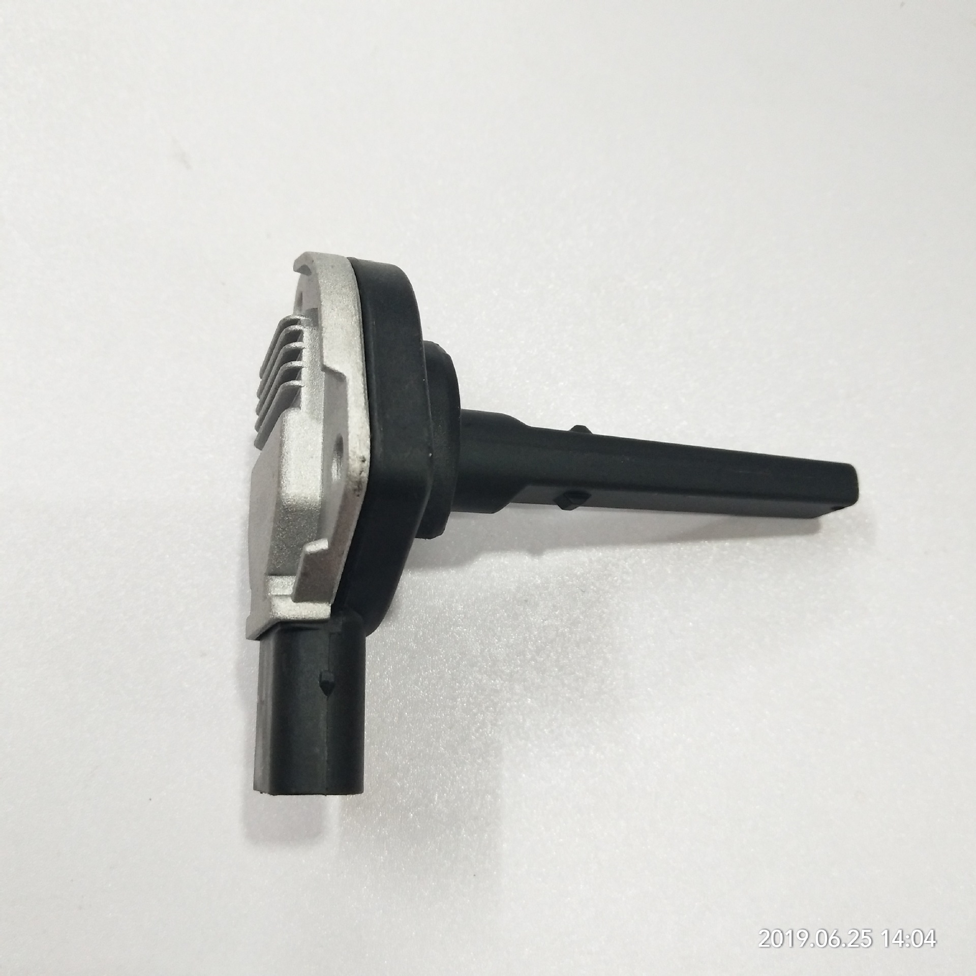 汽车机油位置传感器适用于宝马e36 e38 e46 油位传感器