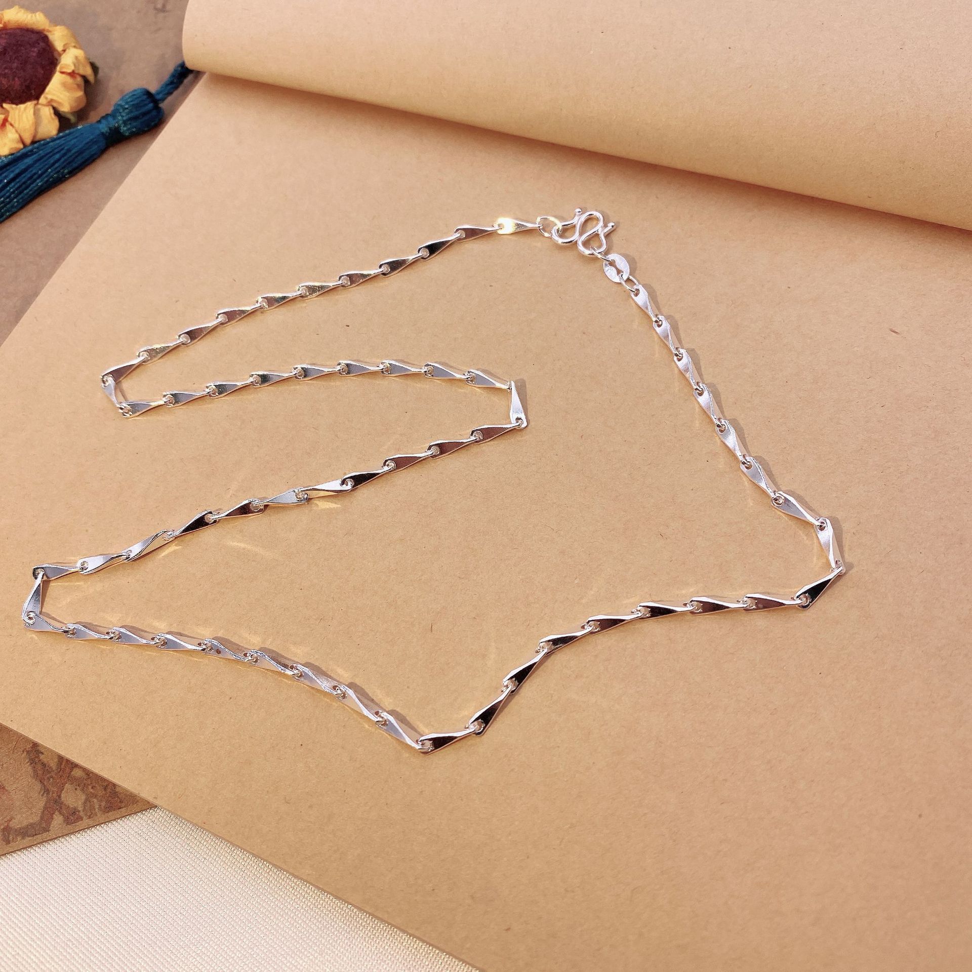 乾龙足银999纯银项链热销纯银瓜子链锁骨配饰裸连银饰厂家项链女