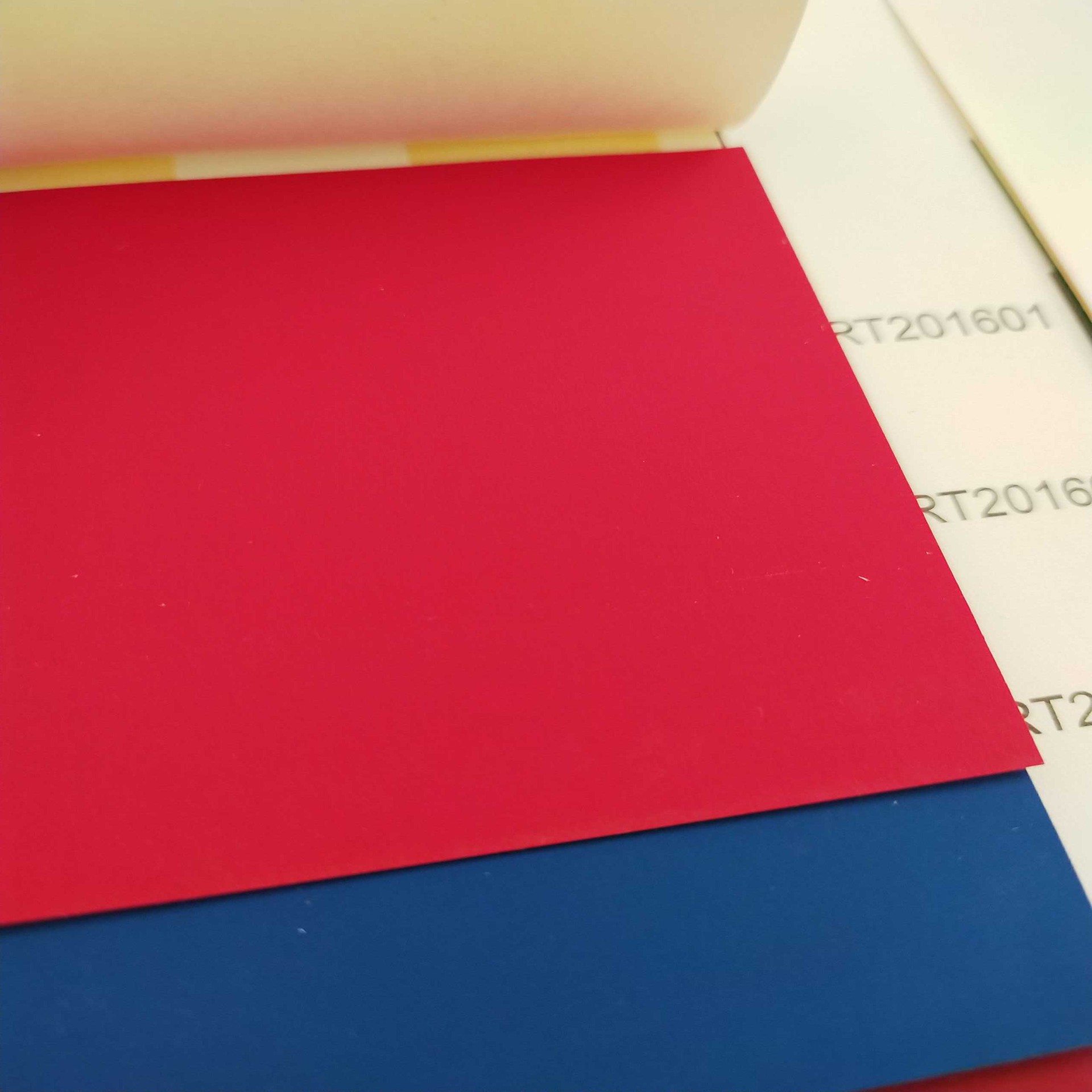 厂家直销单面大红触感纸 红包纸 结婚贺卡触感纸 180g婚庆触感纸