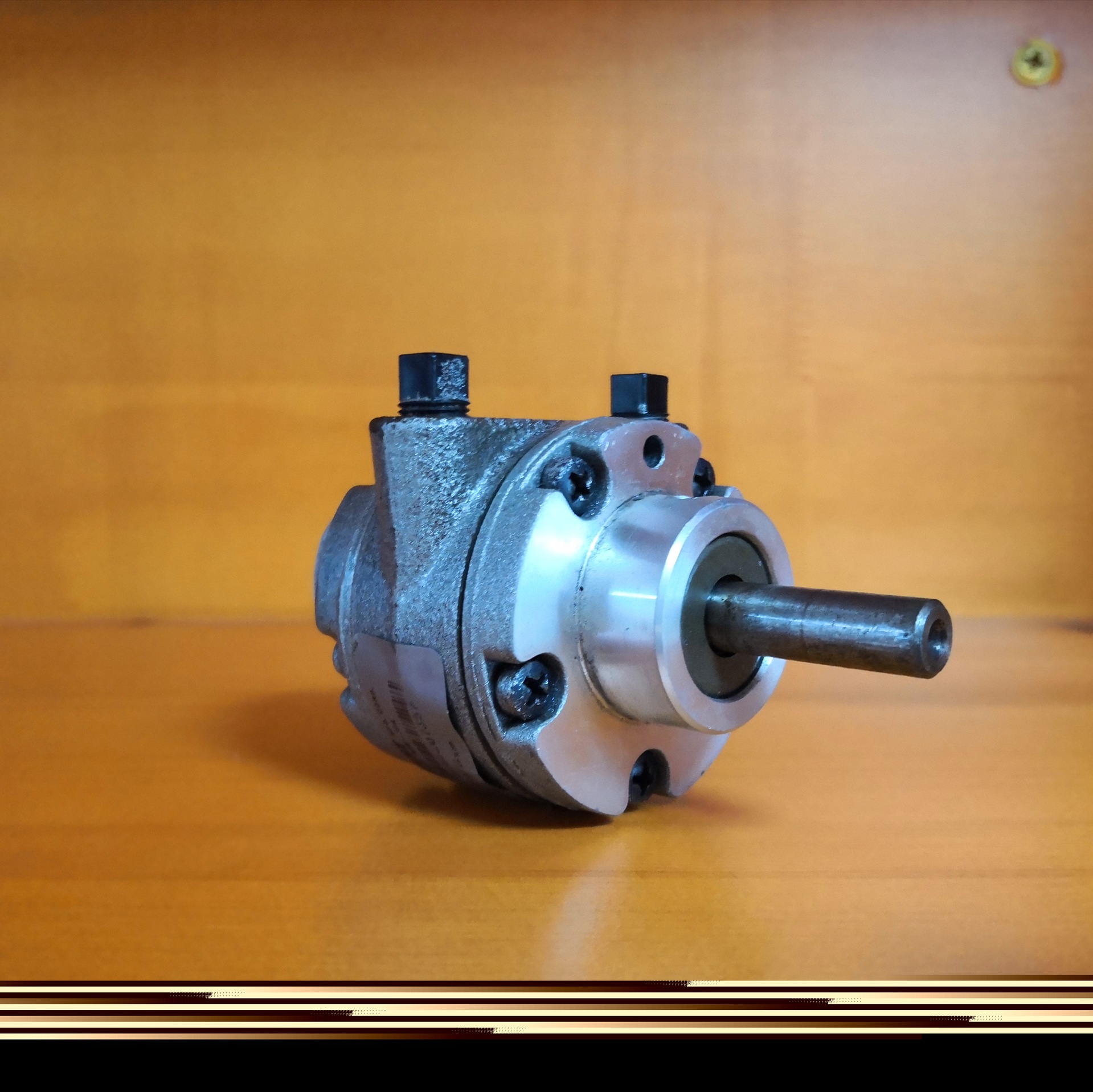 批发零售美国嘉仕达gast多叶片单向旋转气动马达