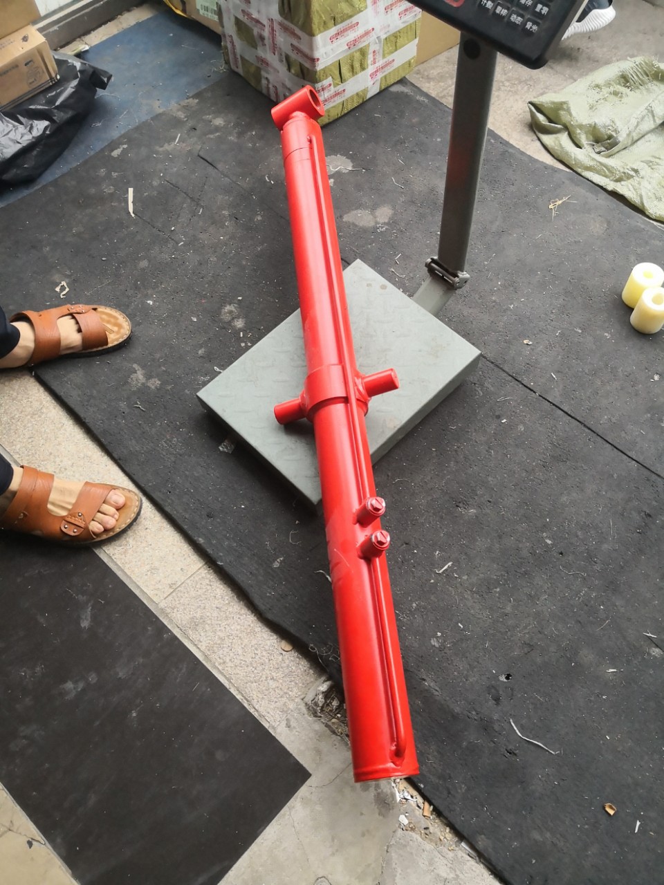 海沃hyva环卫厨余垃圾箱用侧提料油缸