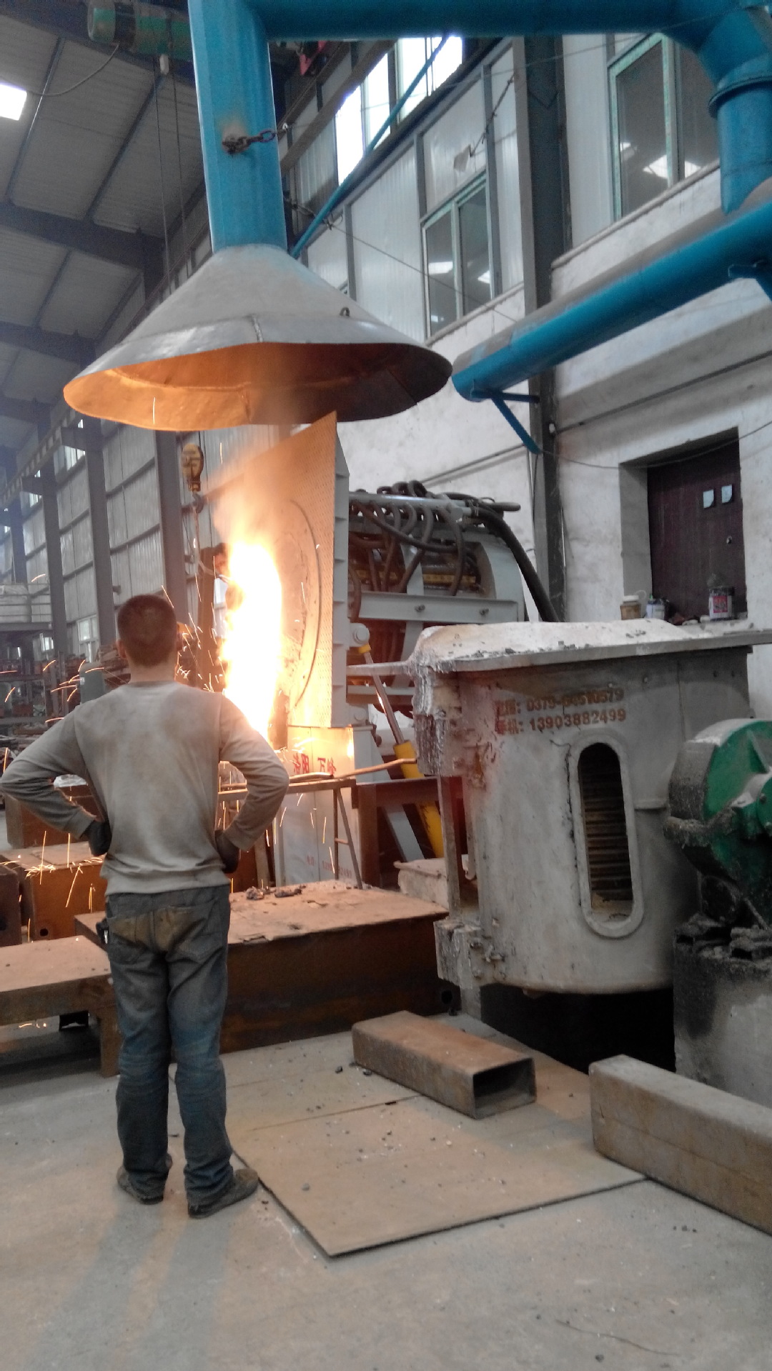 山西炼铜设备佛像铜熔炼炉消失模铸铜炉串联复合浇铸中频铜融化炉