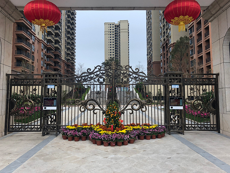 厂家直销定制 欧式铁艺公司大门 锻打小区入口双开门 花园铁艺门