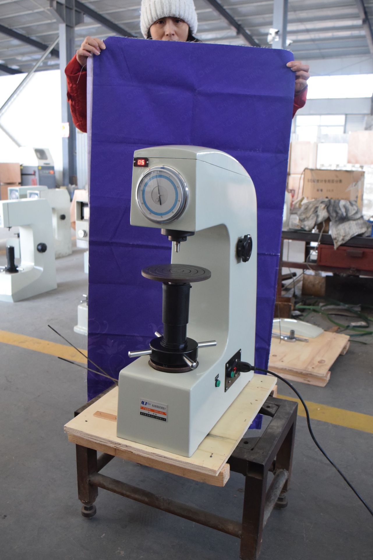 hrd-45电动表面洛氏硬度计 金属表面氮化硬度检测仪