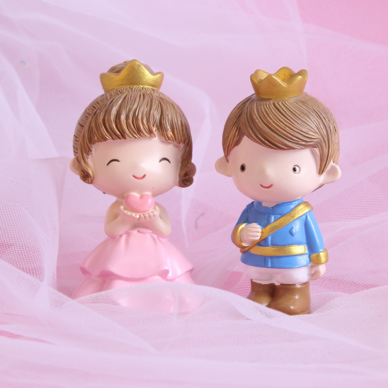 新款小公主小王子蛋糕摆件创意新婚家居摆件树脂烘焙装饰品小摆件