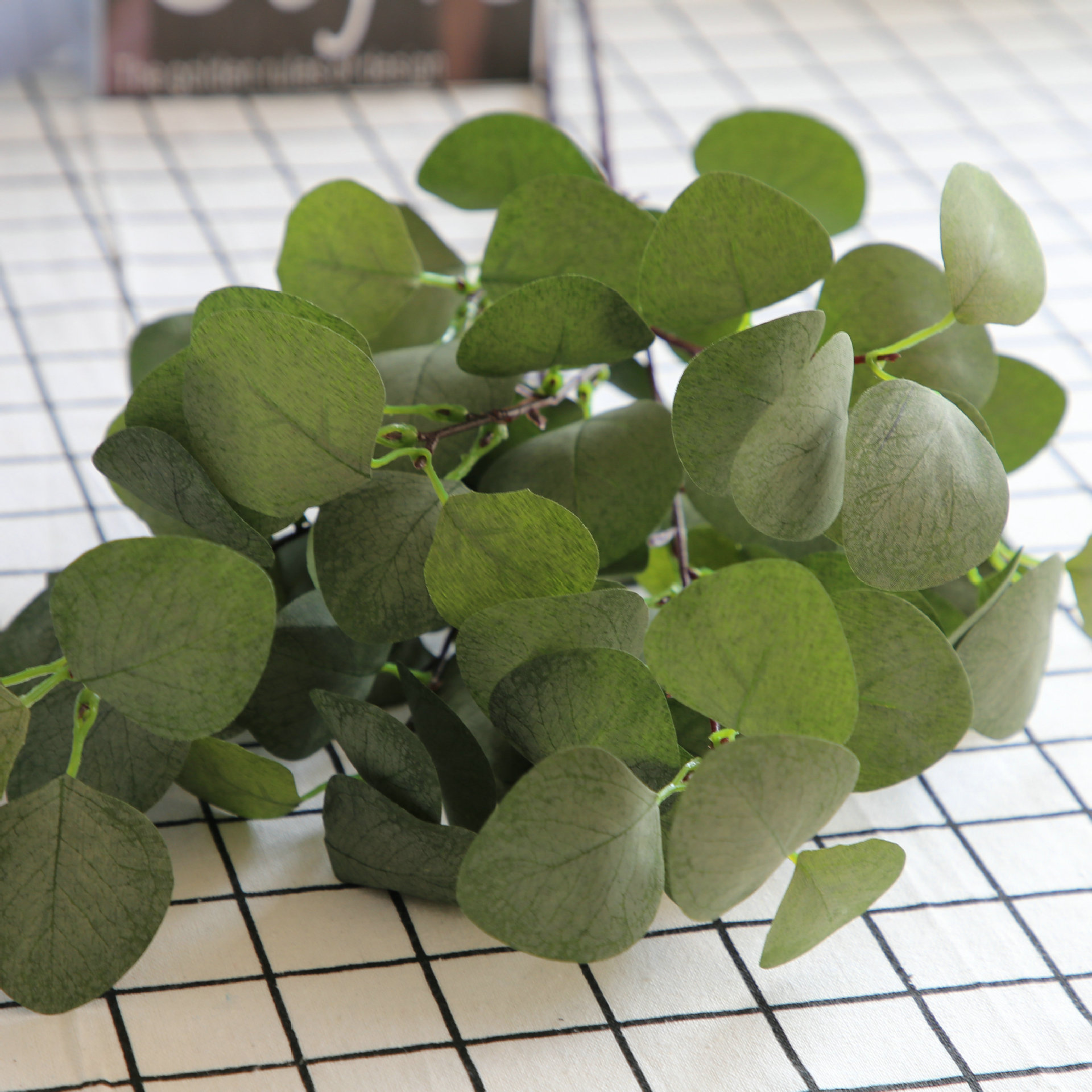 厂家批发尤加利苹果叶绿植婚庆婚礼布置装饰假植物叶子酒店插花