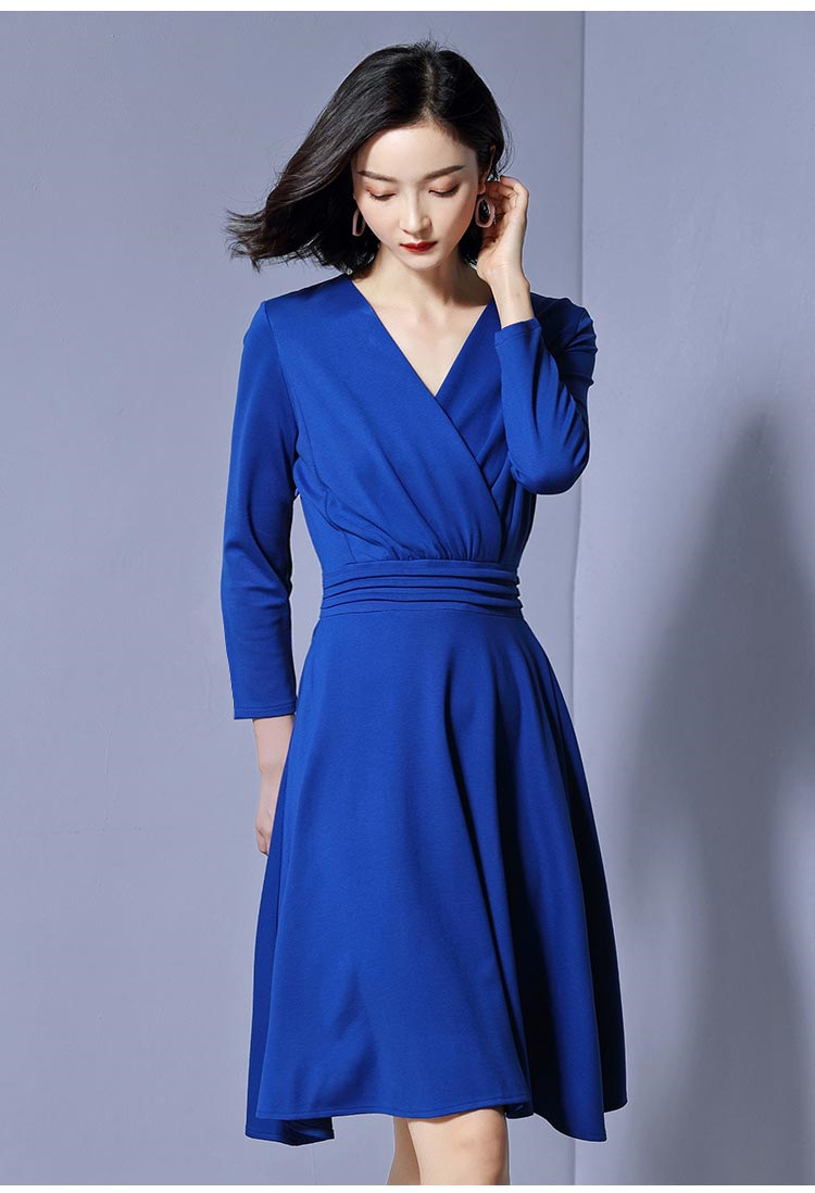 【针织】 2019新款女装春装潮韩版时尚连衣裙女名媛气质显瘦收腰法式