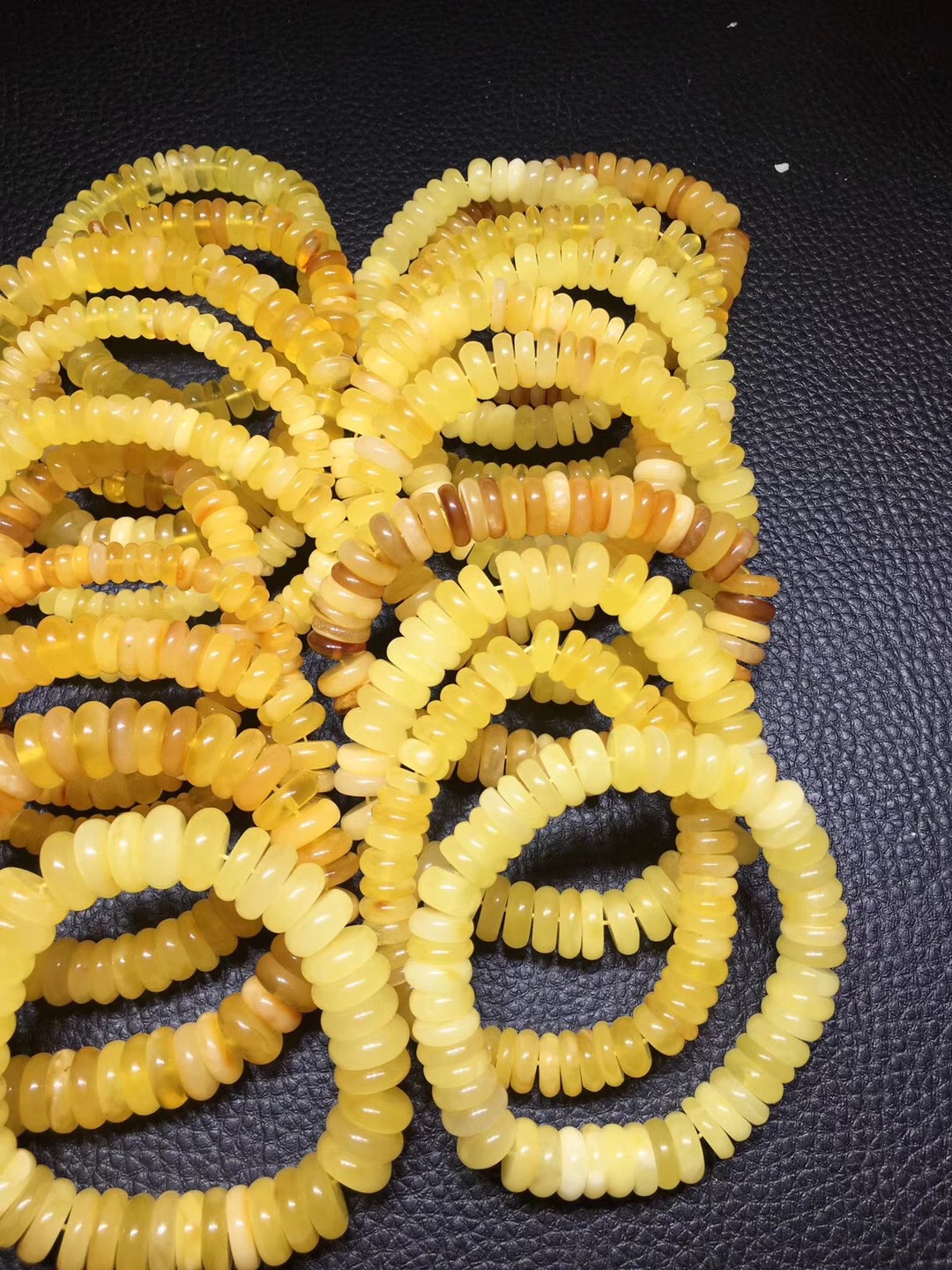 乌克兰琥珀蜜蜡隔片手串 可拆开diy设计 款式简单 可塘工厂批发