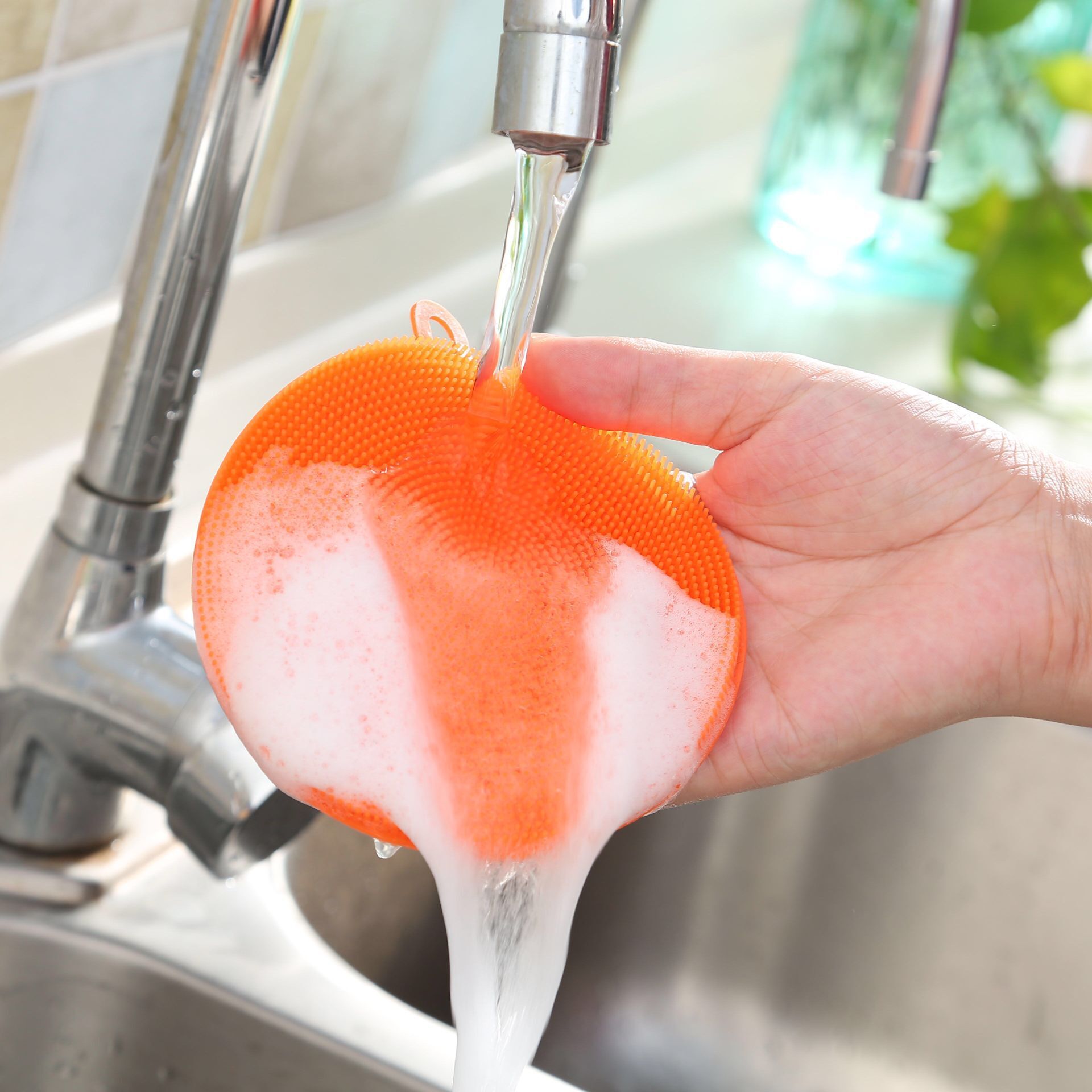 厂家促销硅胶厨房清洁刷 圆形不沾油硅胶洗碗刷 家用多功能神器