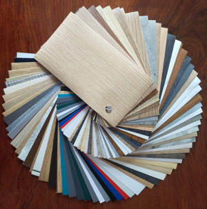 适用展柜专柜膜黄布纹装饰贴膜波音软片自粘墙贴波音片