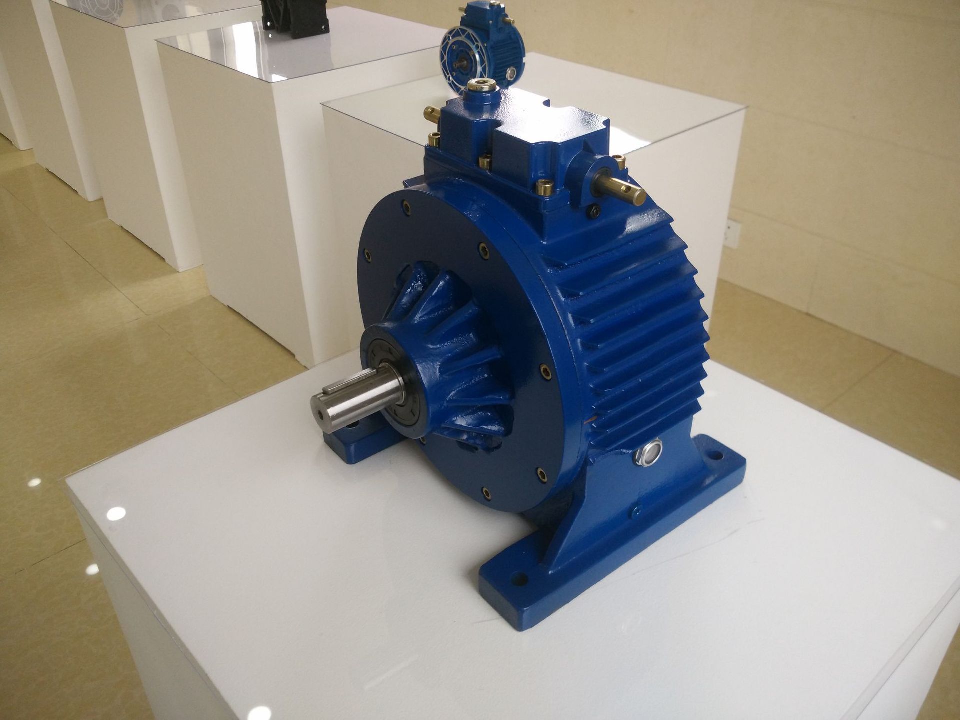 上海厂家直供mb07-c行星变速机 无级减速机带一级齿轮 质量保障