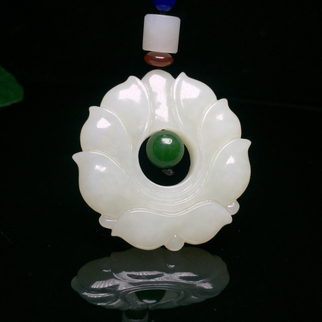 一件代发和田玉白玉莲花吊坠长款项链玉坠富贵女人花挂件莲花玉佩