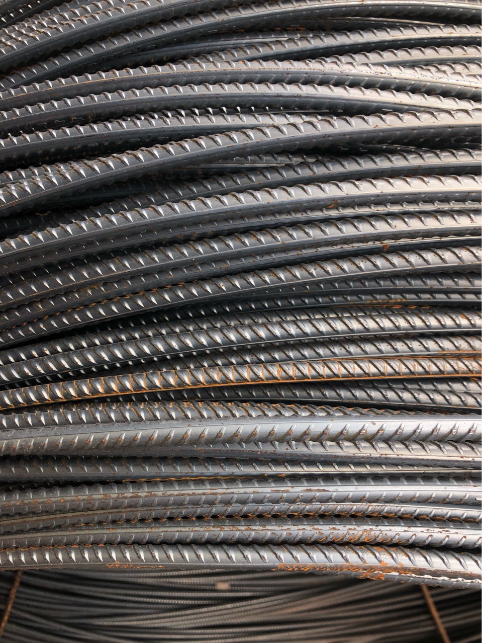 柳州螺纹钢 盘螺 高线 三级螺纹钢 盘螺 圆钢 柳钢万钢螺纹钢规格