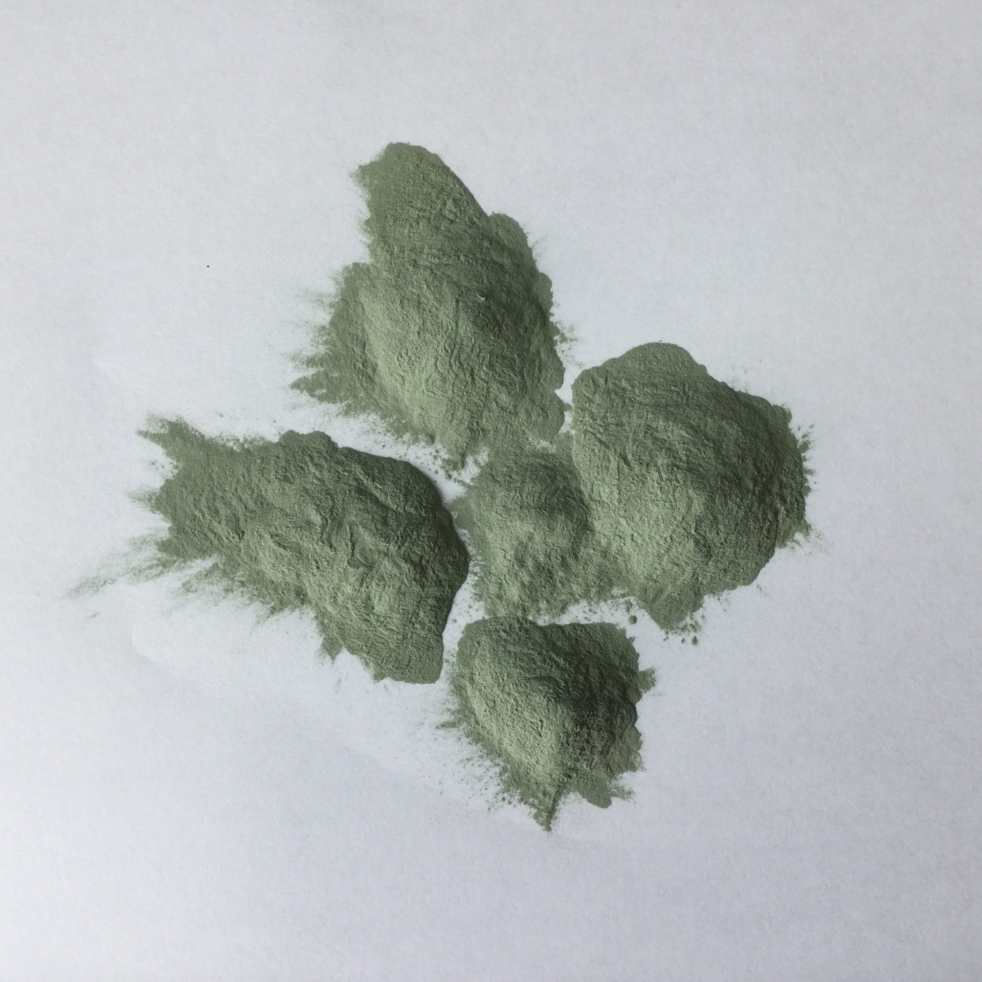 多晶硅切片用原材料绿碳化硅1200目 粒度集中