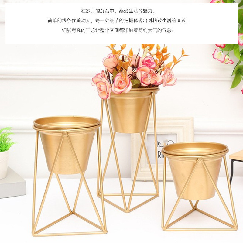 Nordic Fashionable Golden Flower Stand Office Desk Surface Panel Succulent Plant Home Bedroom Metal Ornaments Jardiniere