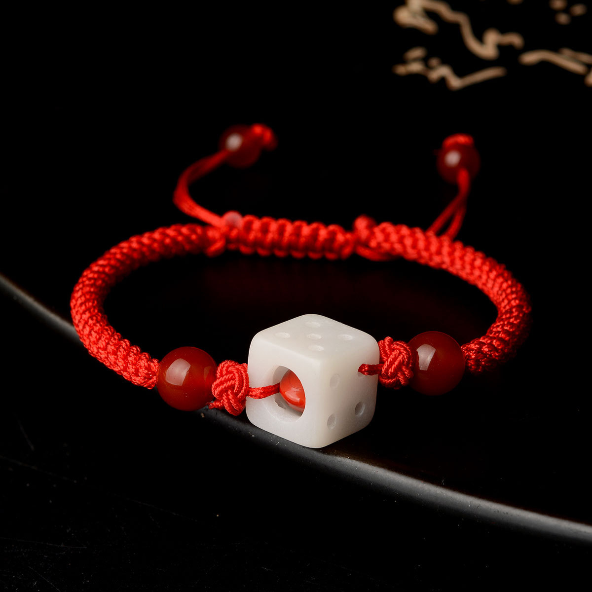 玲珑骰子红豆手链 白玉菩提筛子相思豆筛子红绳情侣手串吊坠 直播