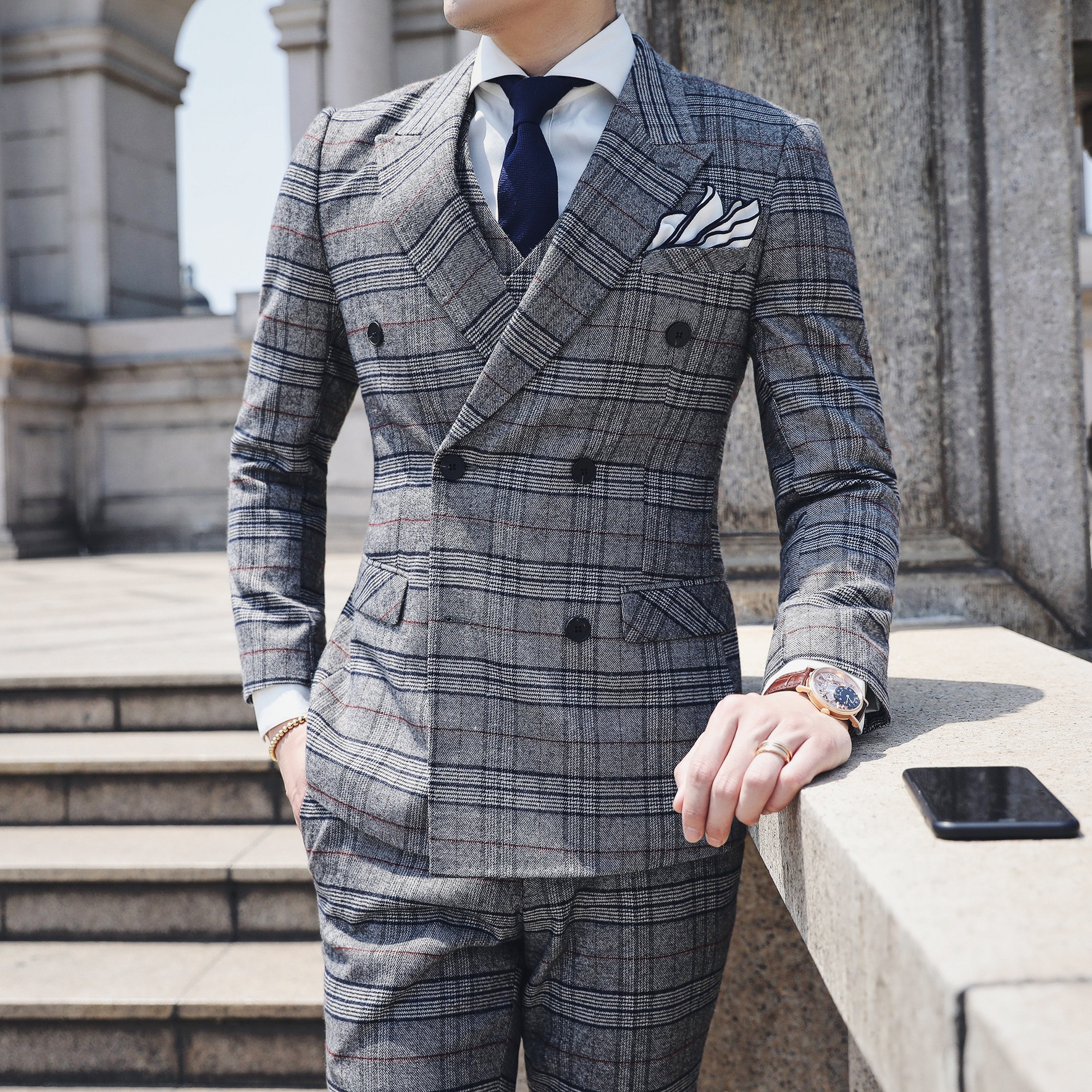 批发男式春秋新款男士格子双排扣西服三件套男装修身宴会西装套装
