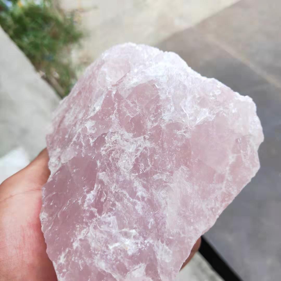 供应萤石原矿石 粉晶石芙蓉石 黑曜石 工艺雕刻原料 七彩萤石