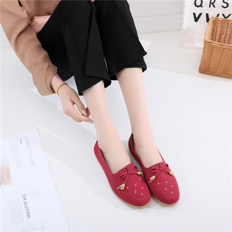 Spring and Autumn New Old Beijing Cloth Shoes Women's Pumps Beef Tendon Soft Bottom Mom Shoes Middle-Aged and Elderly Casual Flat Shoes