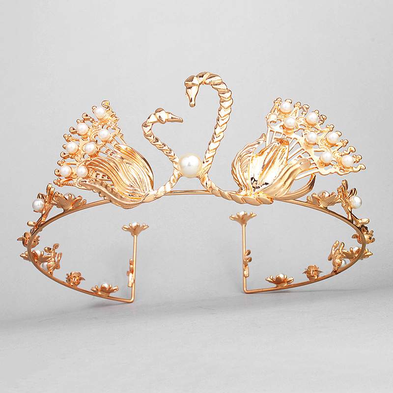 欧美新娘婚庆饰品 唯美天鹅蛋糕皇冠装饰合金珍珠发饰头饰批发