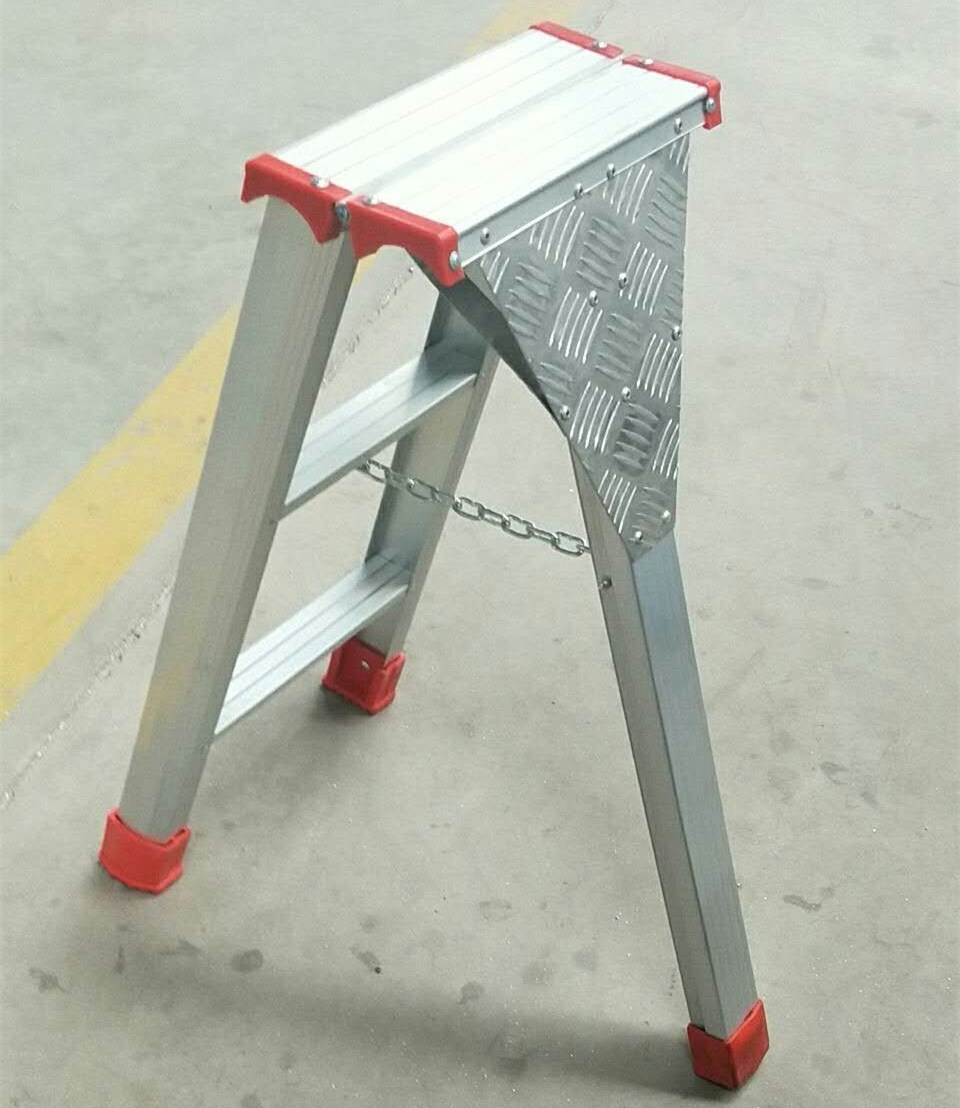 大量供应铝合金梯子,三角人字梯,园林梯子,合页人字梯