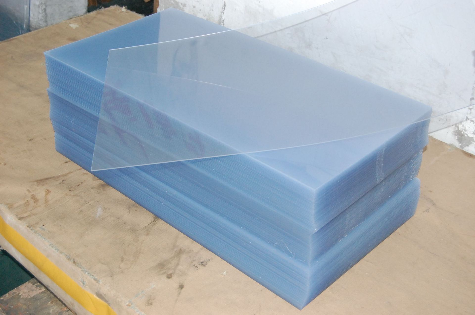 厂家现货供应服装模板pet片材塑料片 服装模板pvc片材 可定制