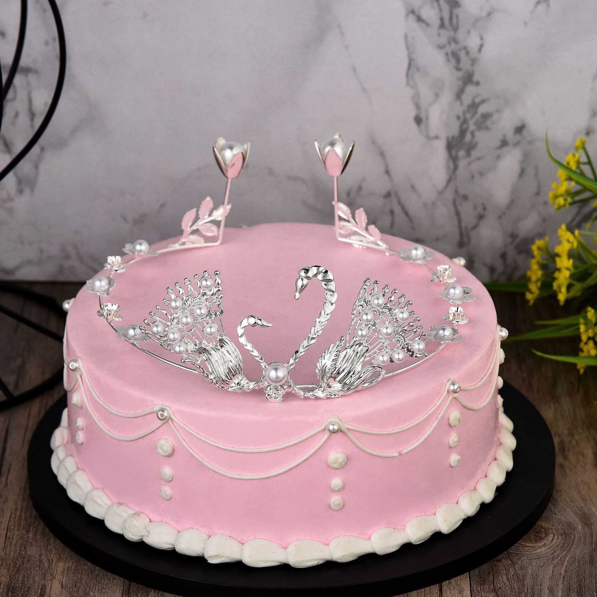 网红生日蛋糕皇冠蕾丝大女王巴洛克皇冠奢华复古ins烘培摆件批发
