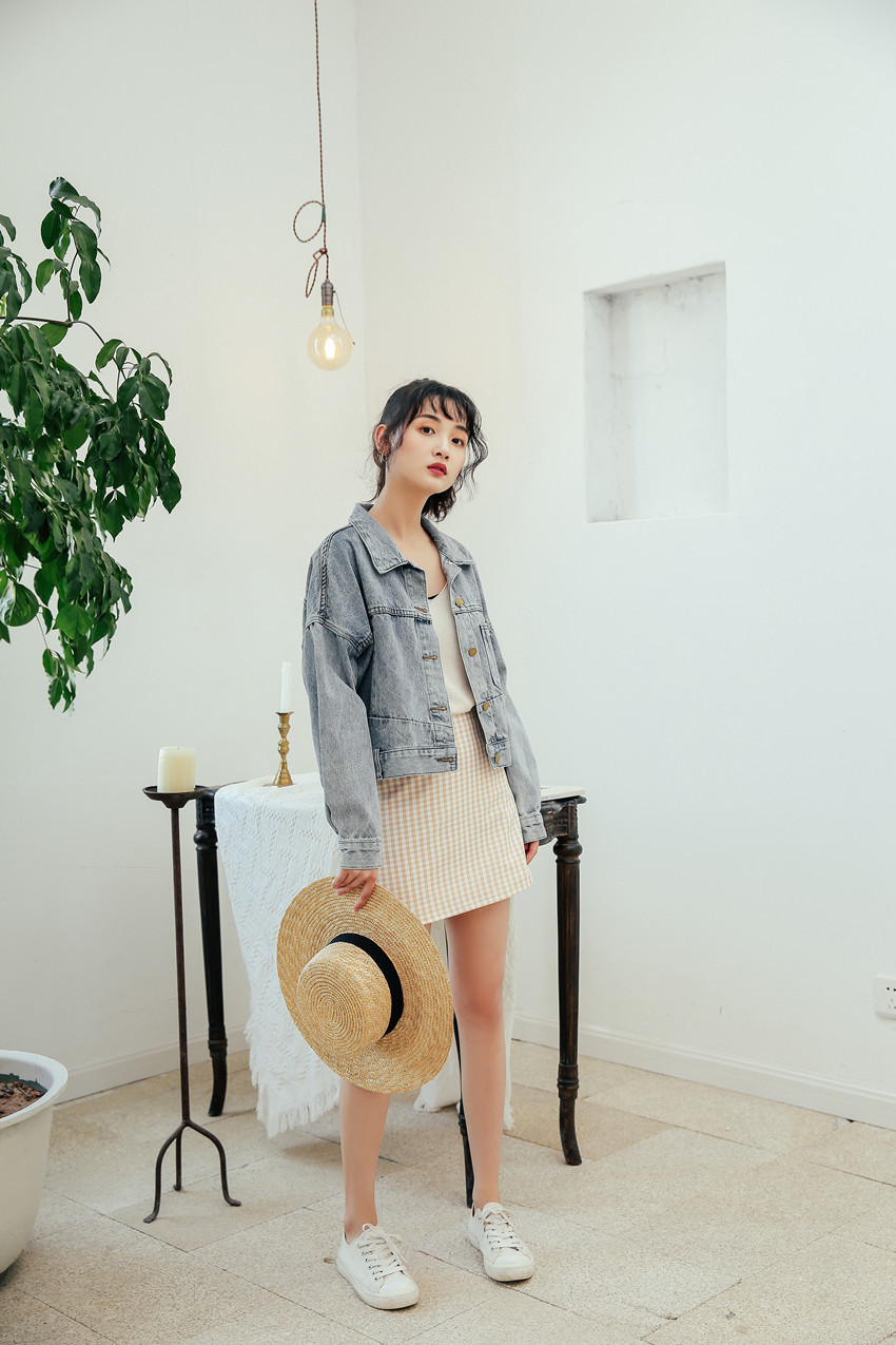 2019秋冬欧美浅色牛仔夹克短款牛仔衣女式牛仔外套