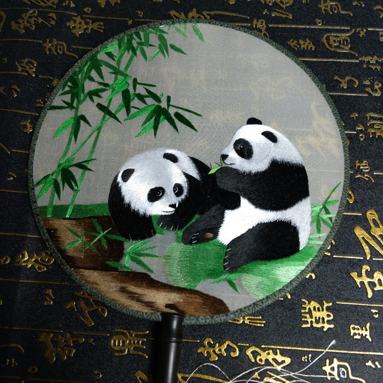 蜀绣扇子双面手绣团扇便携带出国礼物特色商务礼品中国风刺绣熊猫