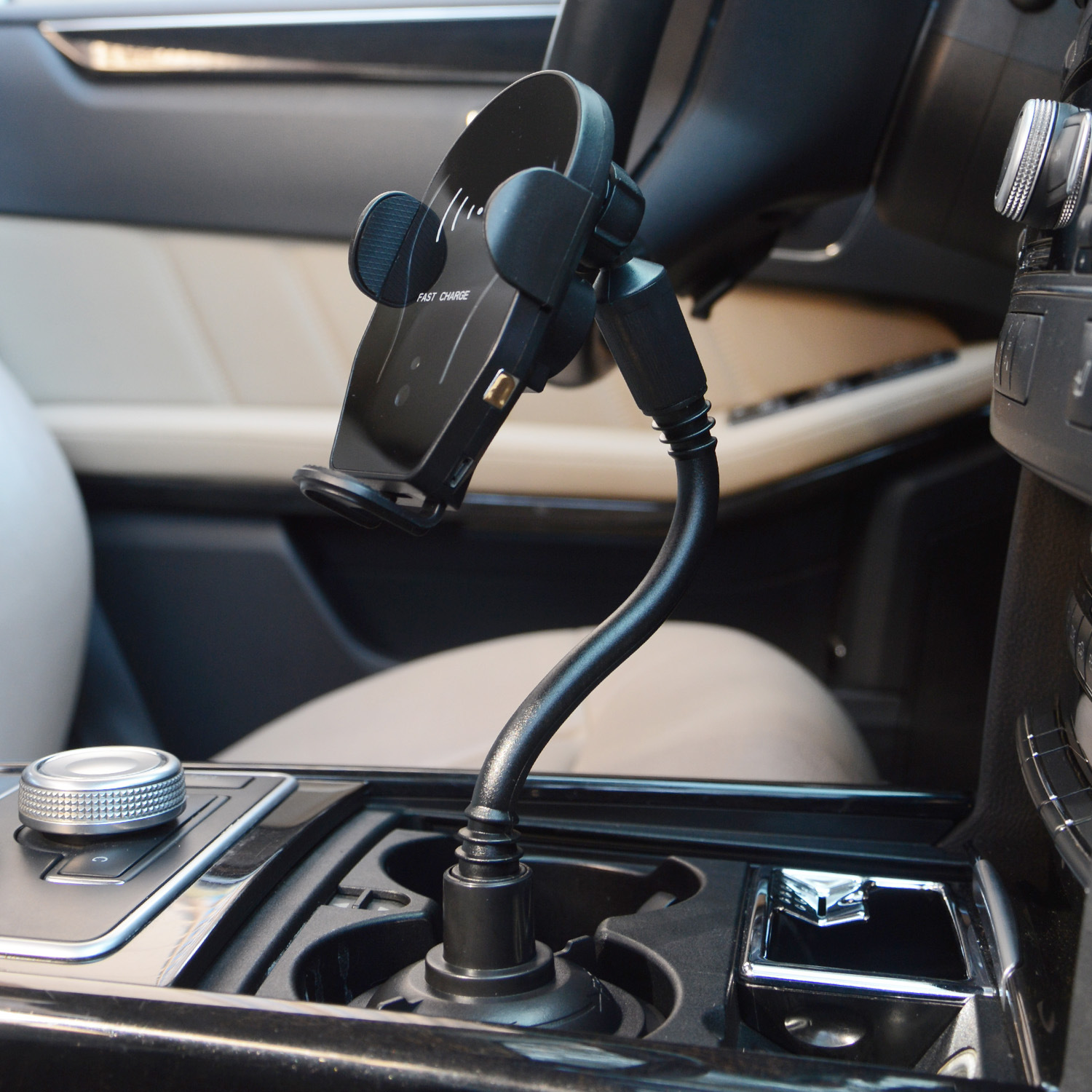 车载水杯座手机支架 水杯位手机无线充 车载无线充 水杯座支架