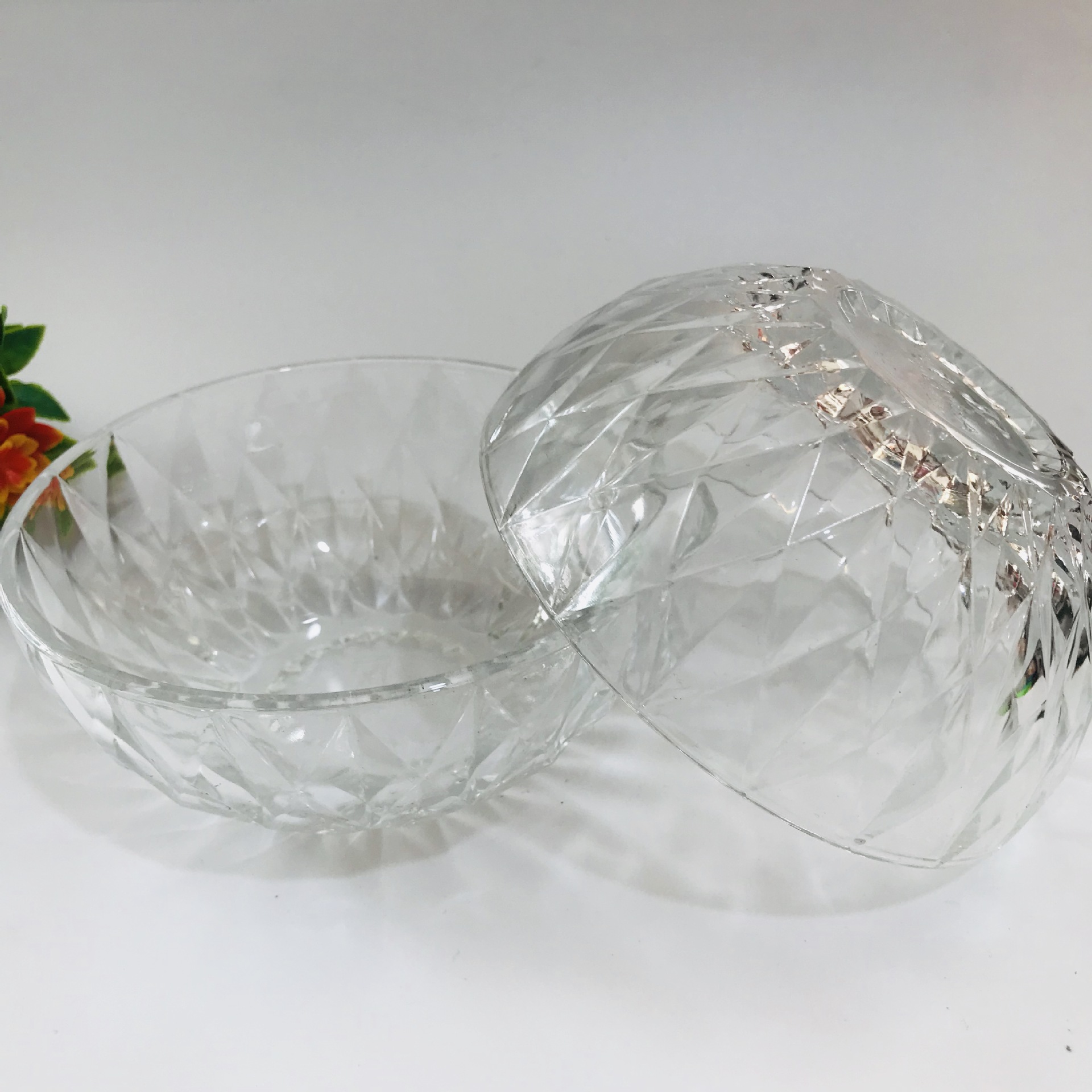 厂家直销批发高白钻石碗 玻璃碗盘六件套水晶沙拉碗 节日礼品批发