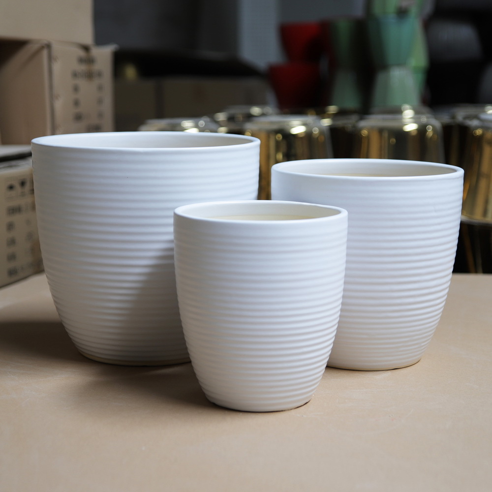 【厂家直销】批发轩盛套三磨砂白陶瓷中大花盆 332哑光白