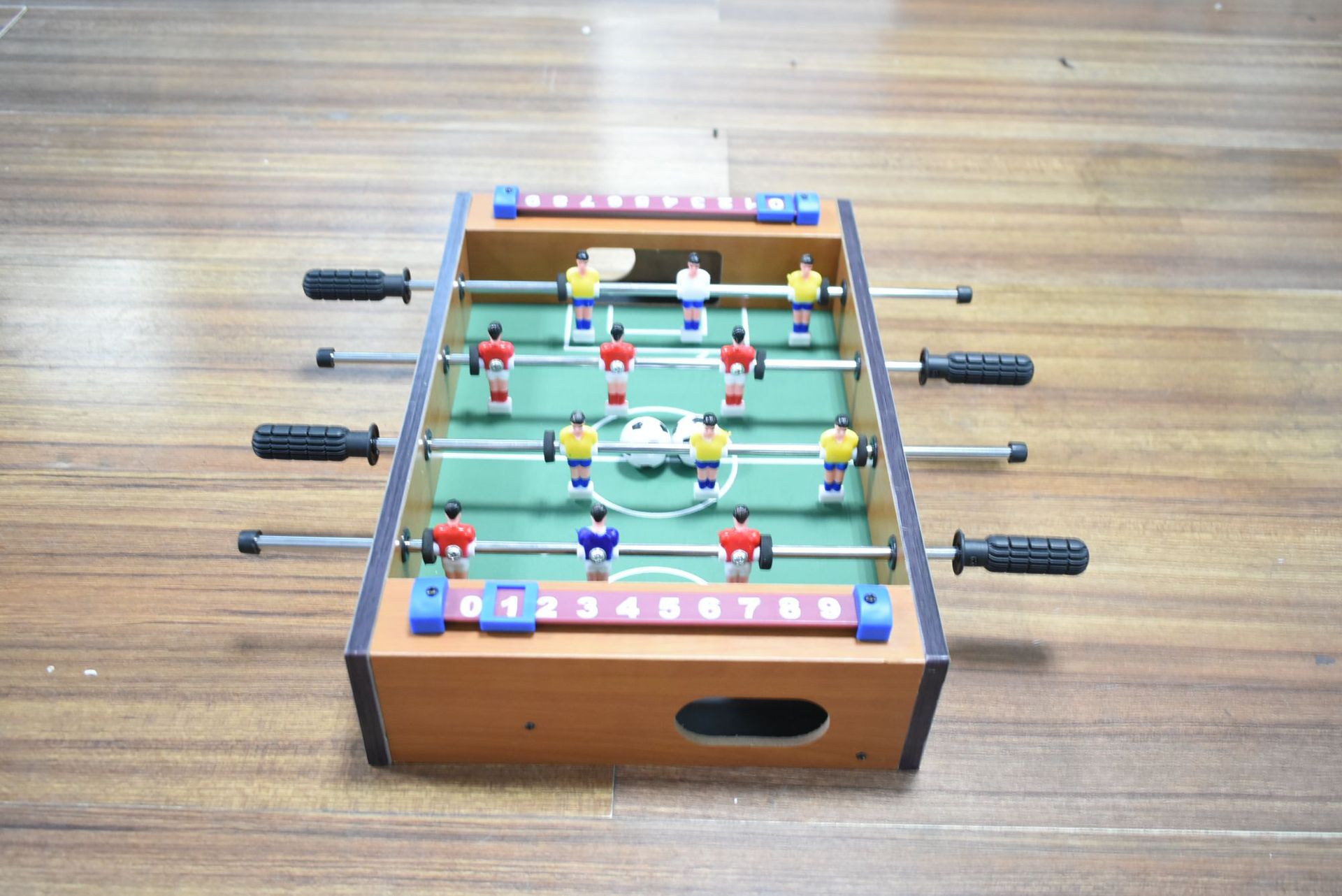 迷你木质室内足球桌 亲子游戏-阿里巴巴