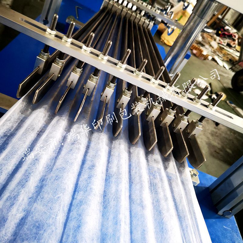 一次性浴帽生产机器 (18).jpg