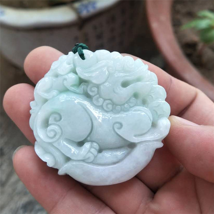 厂家缅甸翡翠a货玉麒麟牌子吊坠挂件 男女款玉麒麟送证书