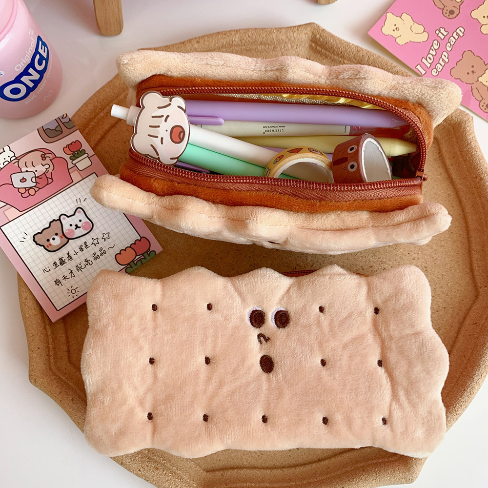 创意饼干笔袋毛绒少女心大容量学生笔盒卡通办公文具盒收纳笔袋萌