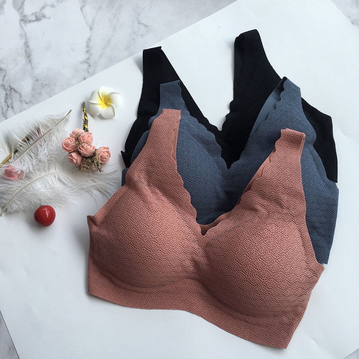 美背文胸安心云感无痕内衣女夏薄款透气舒适胸罩聚拢无钢圈i款