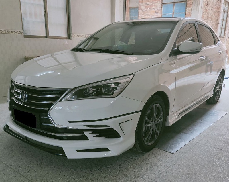 长安2018-20逸动dt小包围逸动改装包围前唇 后唇 侧裙 排气 尾翼