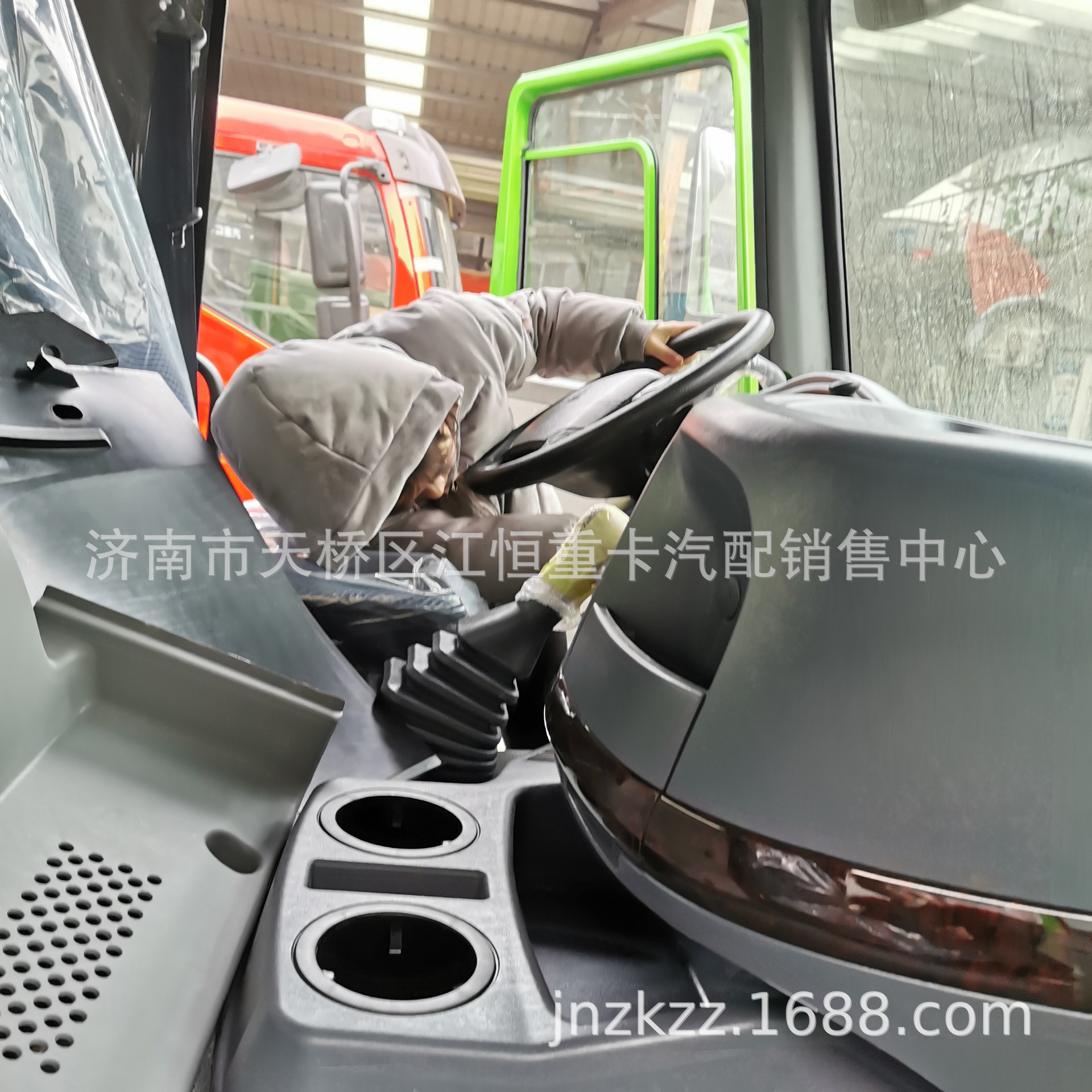 中国济南重汽豪沃驾驶室配件 重汽豪沃驾驶室配件 豪沃驾驶室厂
