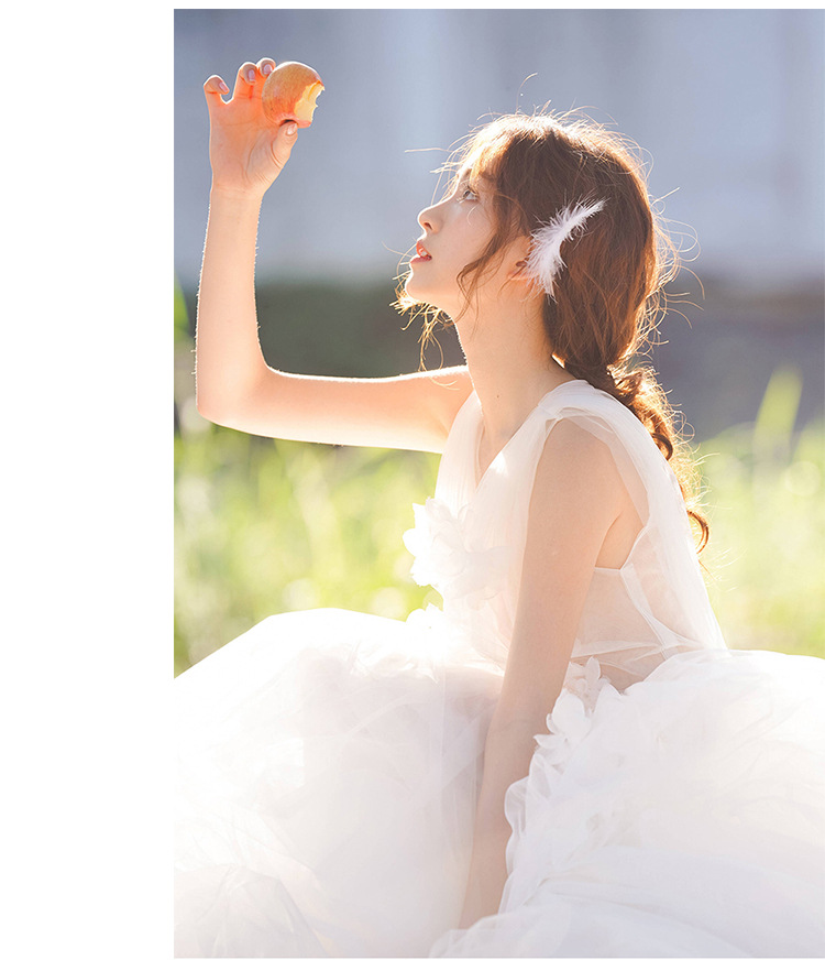 森系轻婚纱2020新款旅拍简约超仙梦幻出门纱写真白纱裙日常轻婚纱