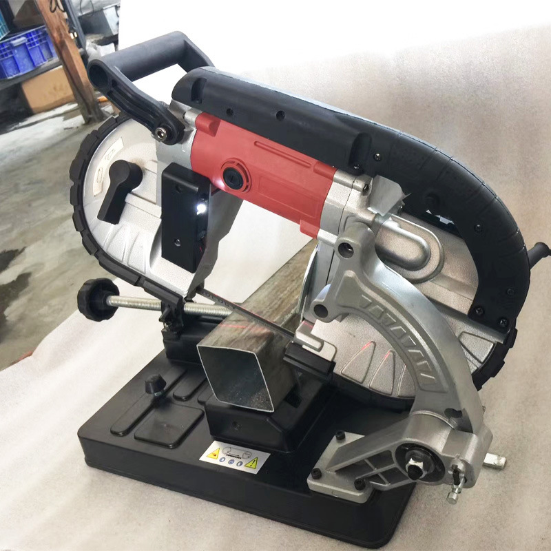 手持电动小带锯户外切割手持锯锂电带锯角度切割木材铝管钢管切割