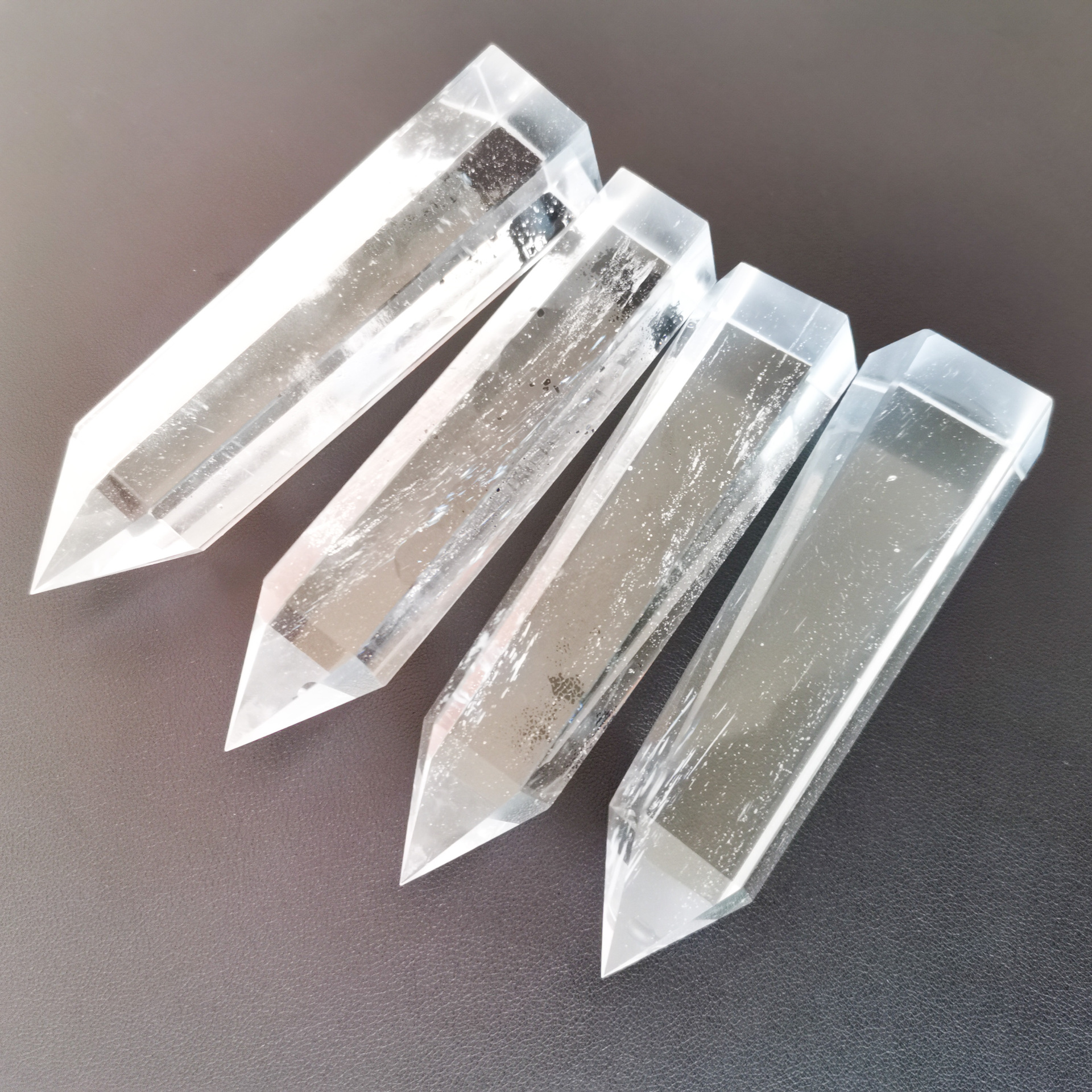 熔炼白水晶六棱柱单尖消磁摆件装饰厂家直销支持大批定做专业制作