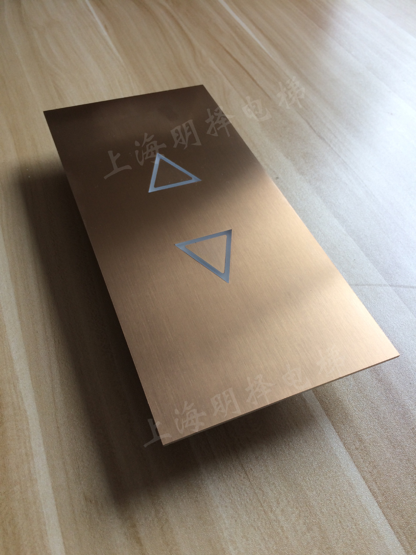 电梯外呼盒/外召唤/呼梯盒/触摸式三角按钮/mz-303-hid