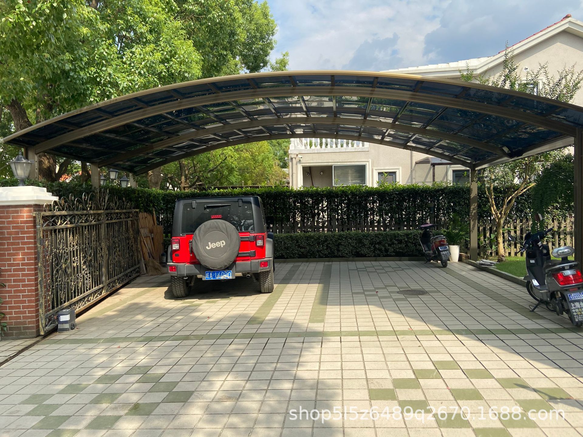 厂家定制双车位对卡车棚pc耐力板停车棚别墅铝合金汽车棚停车篷