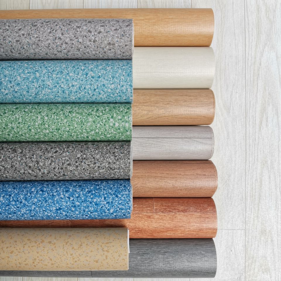 pvc地板革商用加厚实心复合塑胶地板贴纸 工程革耐磨防滑家用批发