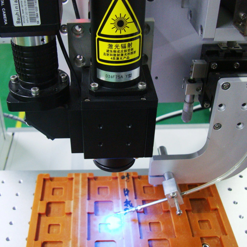在实际工业生产中,激光焊锡机已能够焊接汽车零部件,vcm电子产品,医疗