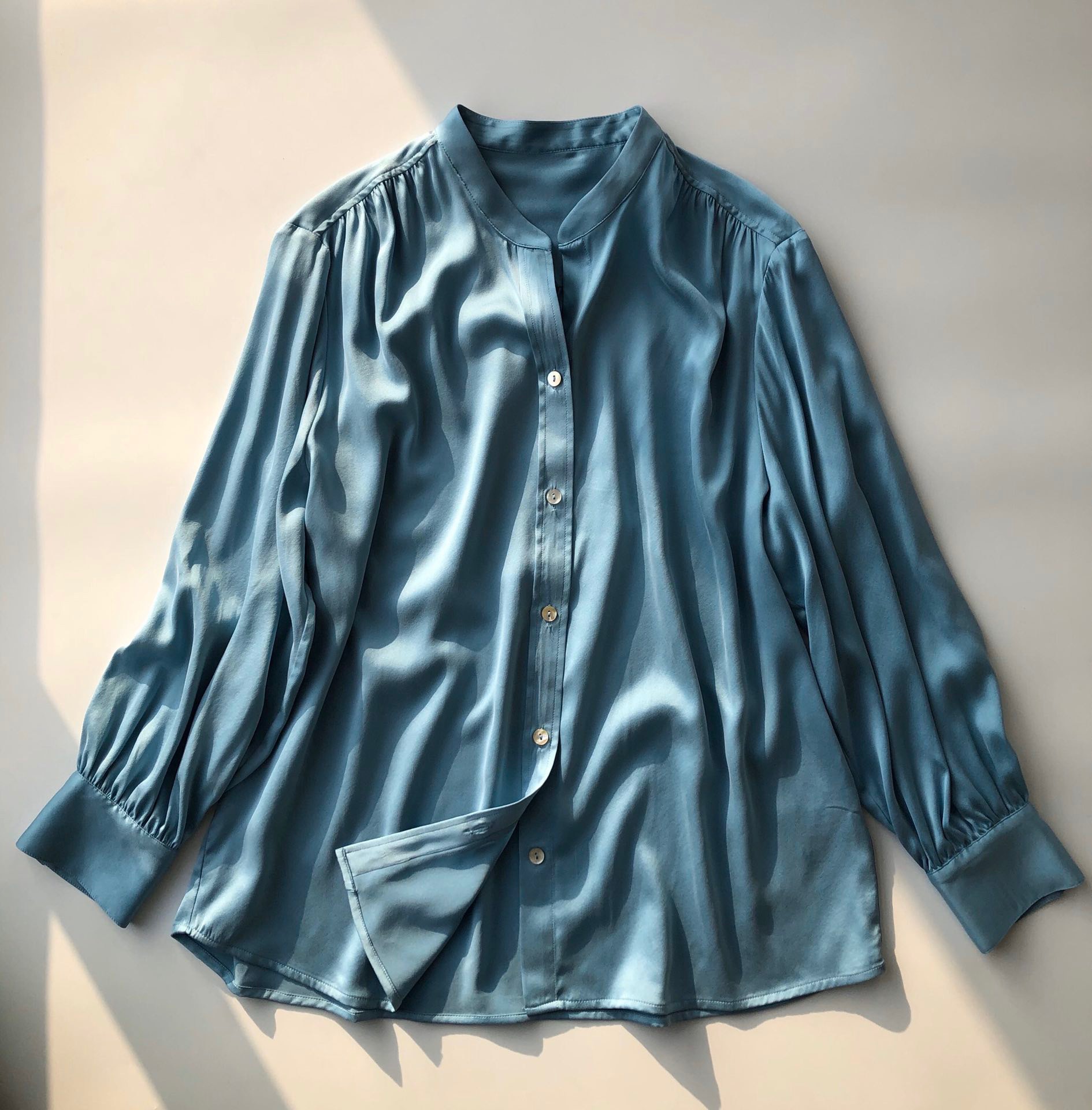 23mm重磅真丝衬衫 质感 宽松慵懒范 灯笼袖砂洗真丝衬衣