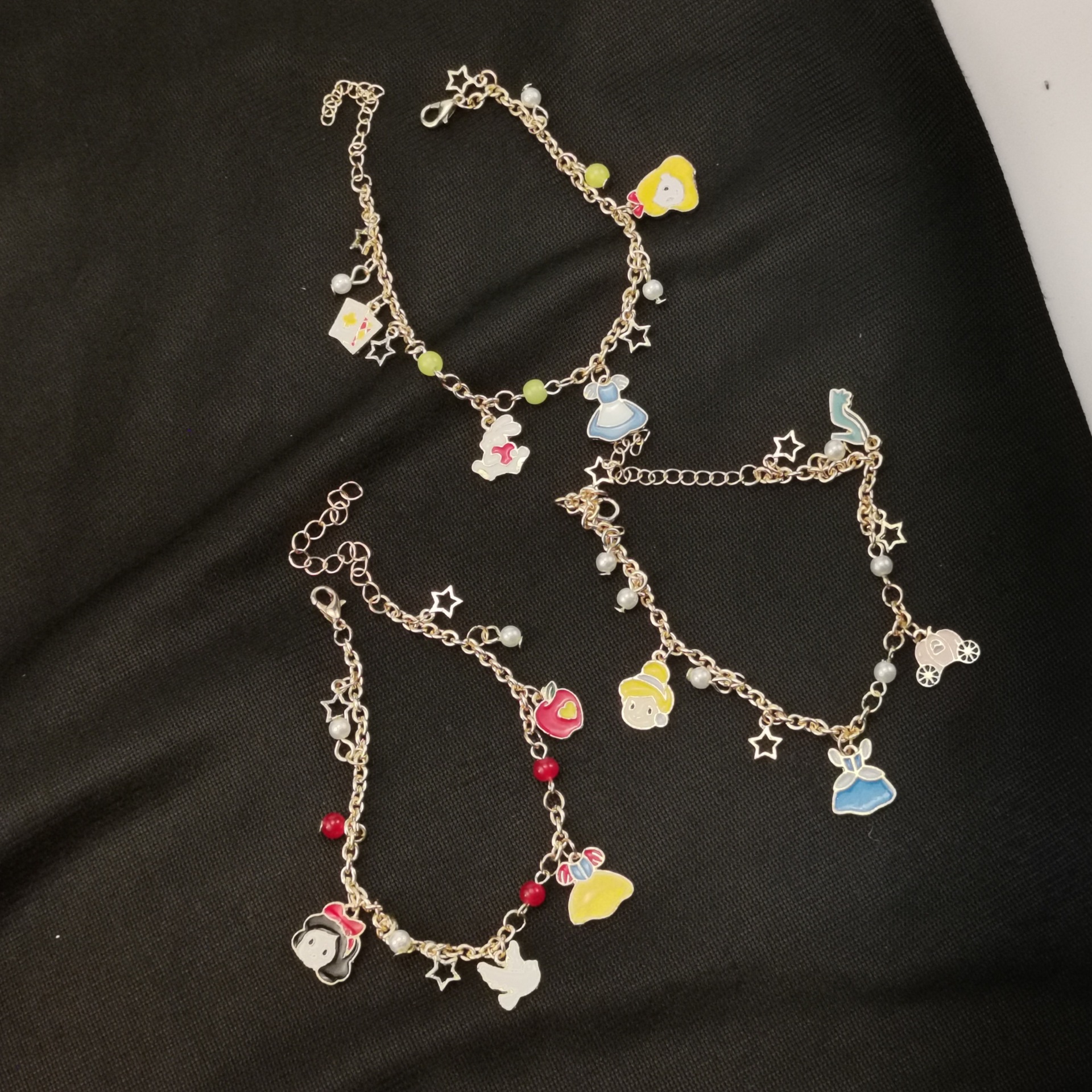 卡通公主手链ins小众设计女简约手环手饰生日礼物闺蜜姐妹三人款