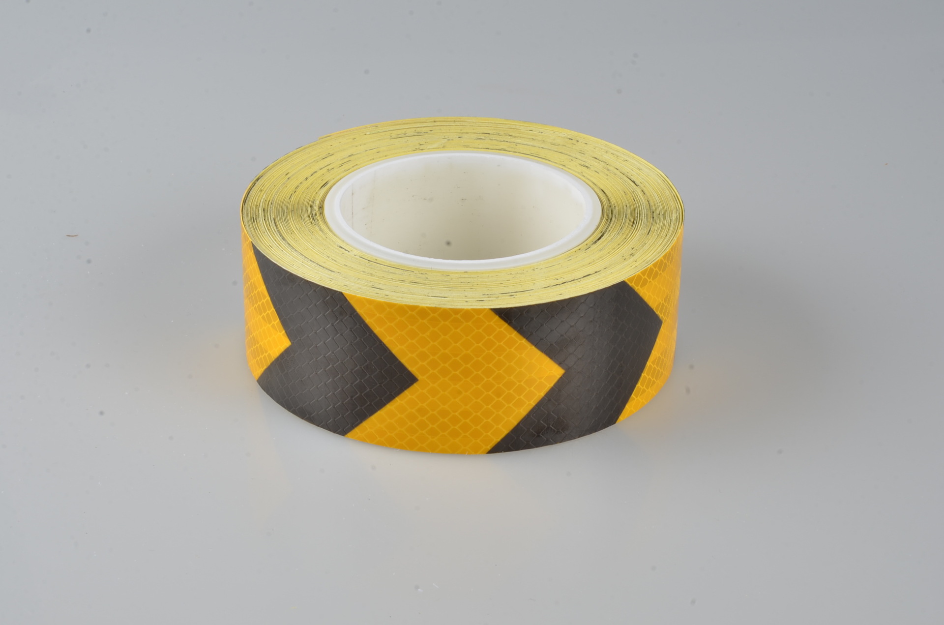 警示胶带黄黑箭头反光贴红白pvc反光胶带车身反光贴安全标识