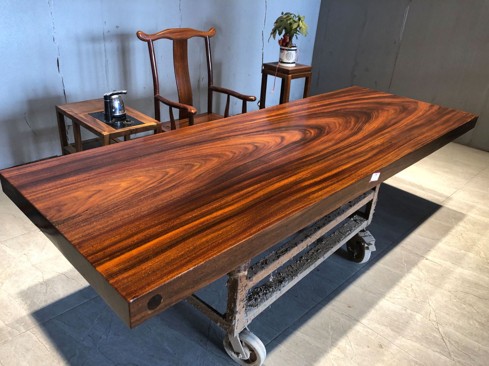 奥坎大板红花梨巴花大板胡桃木黑檀大板茶桌红塔利会议桌定制现货